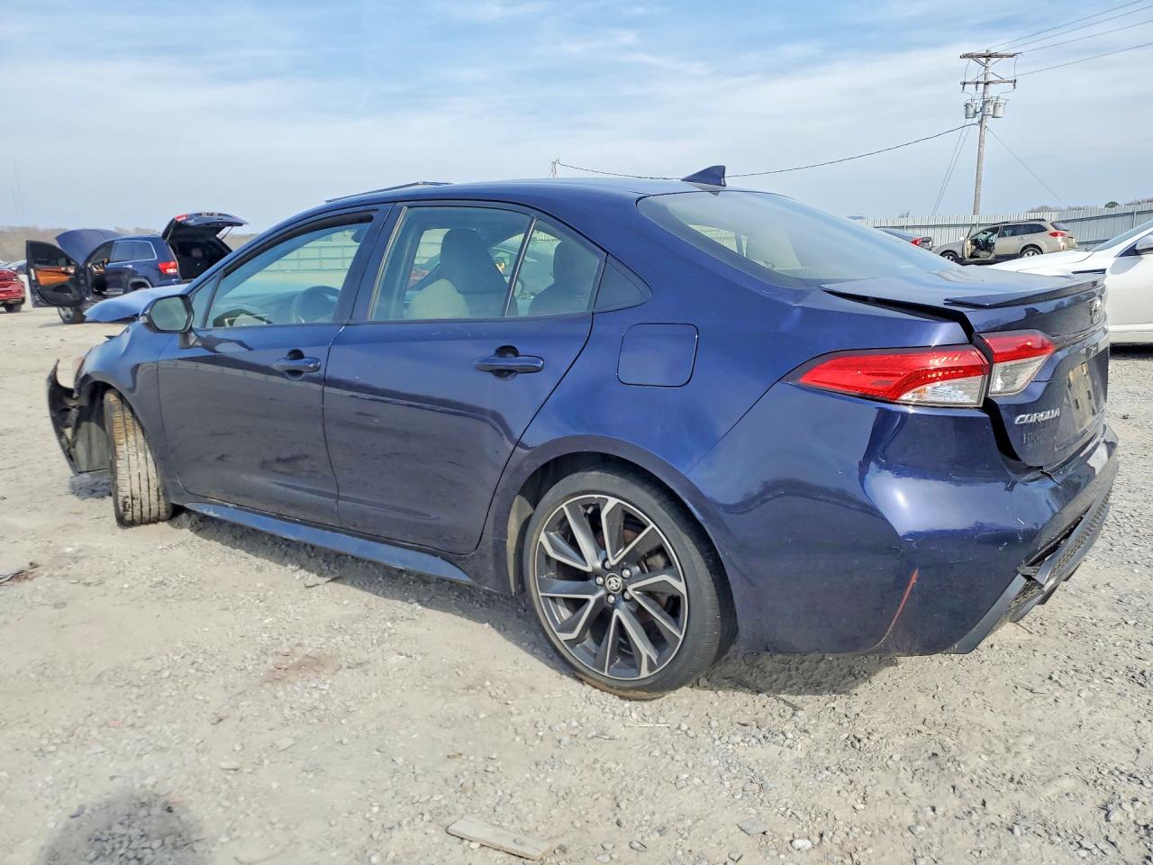 2021 TOYOTA COROLLA photo 4