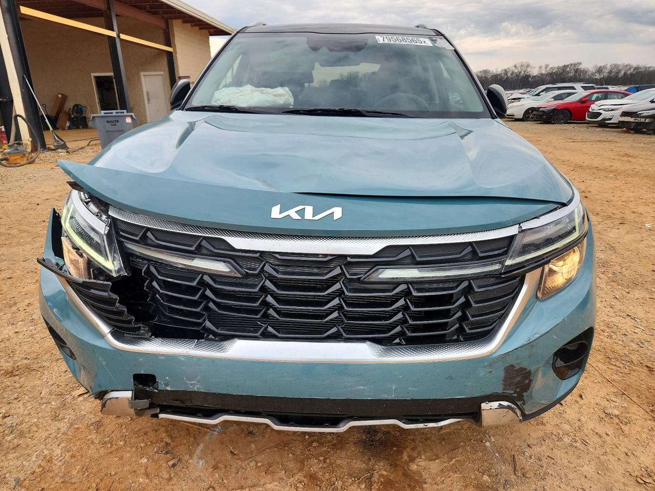 2025 KIA SELTOS S photo 9