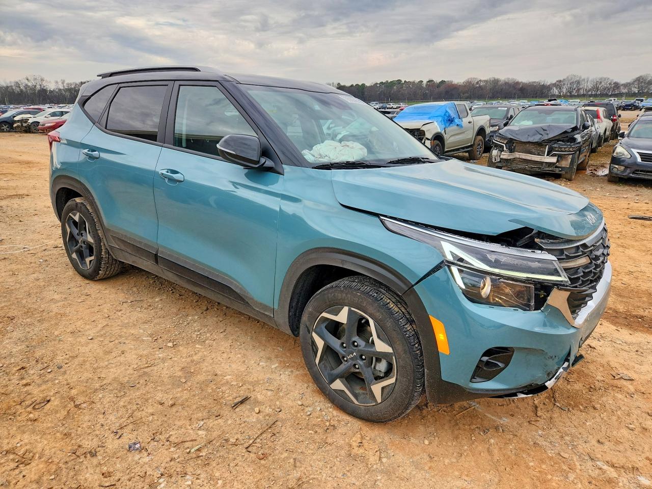 2025 KIA SELTOS S photo 7