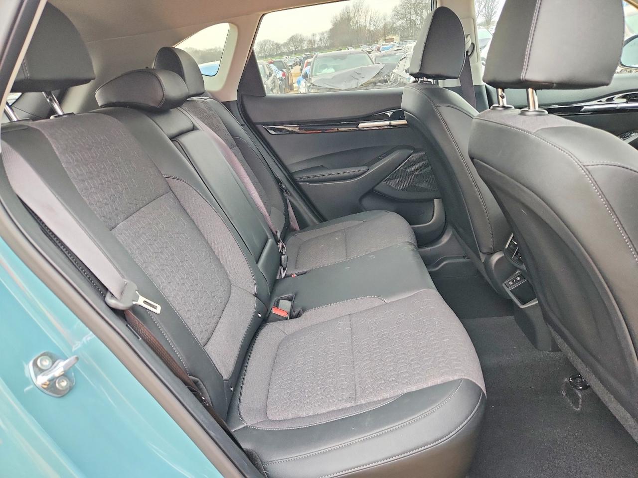 2025 KIA SELTOS S photo 21