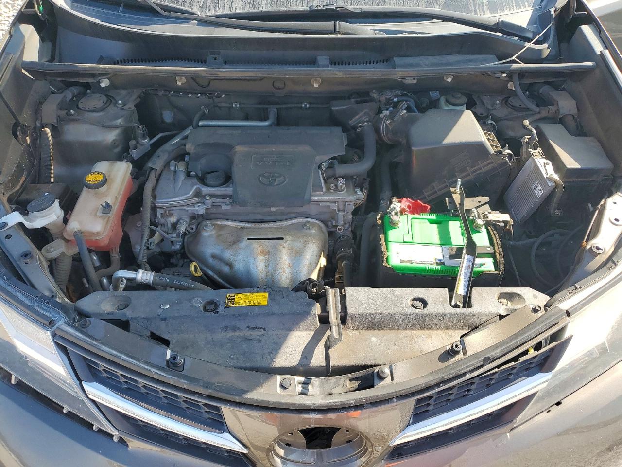 2015 TOYOTA RAV4 XLE photo 34