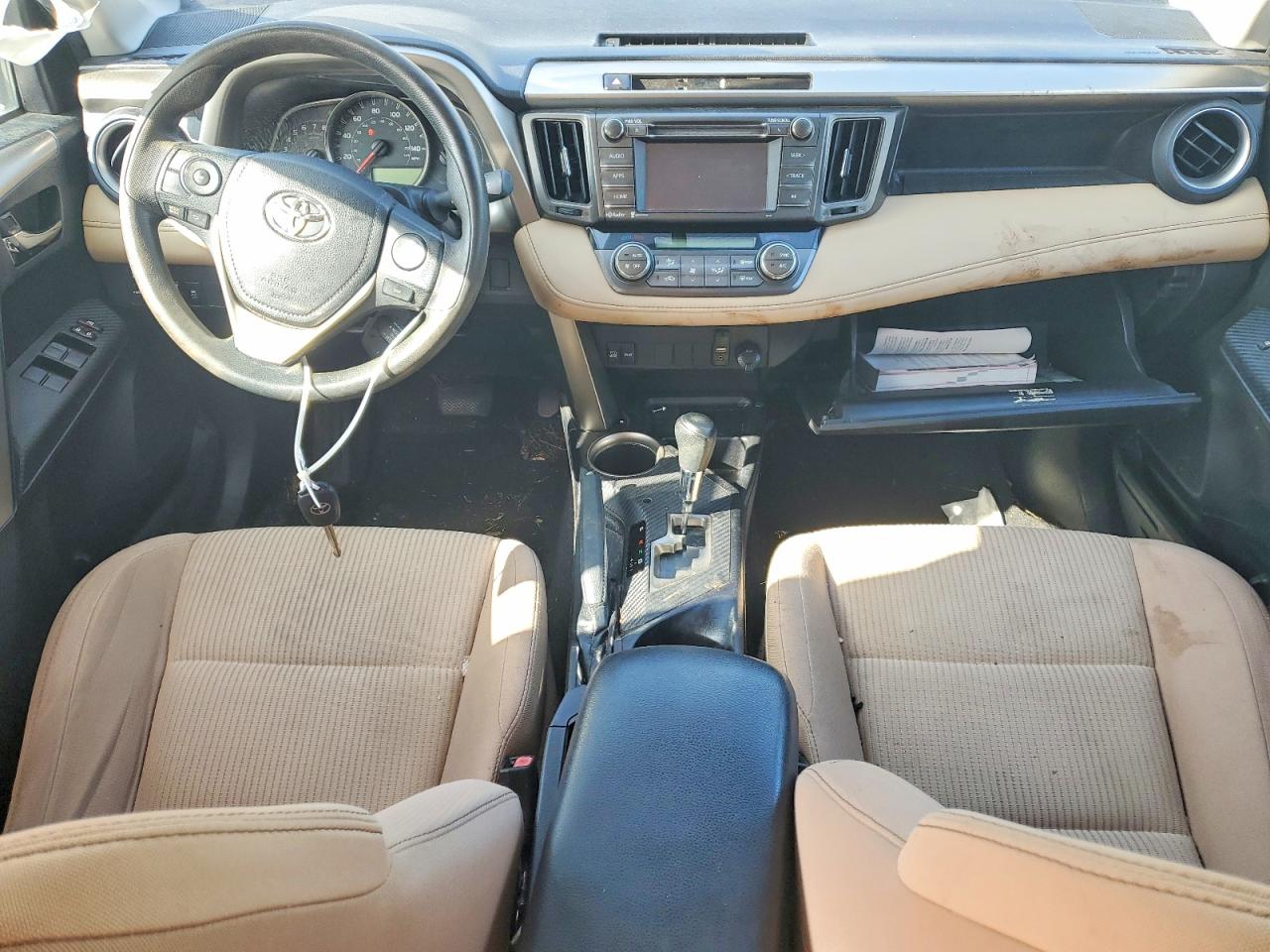 2015 TOYOTA RAV4 XLE photo 22