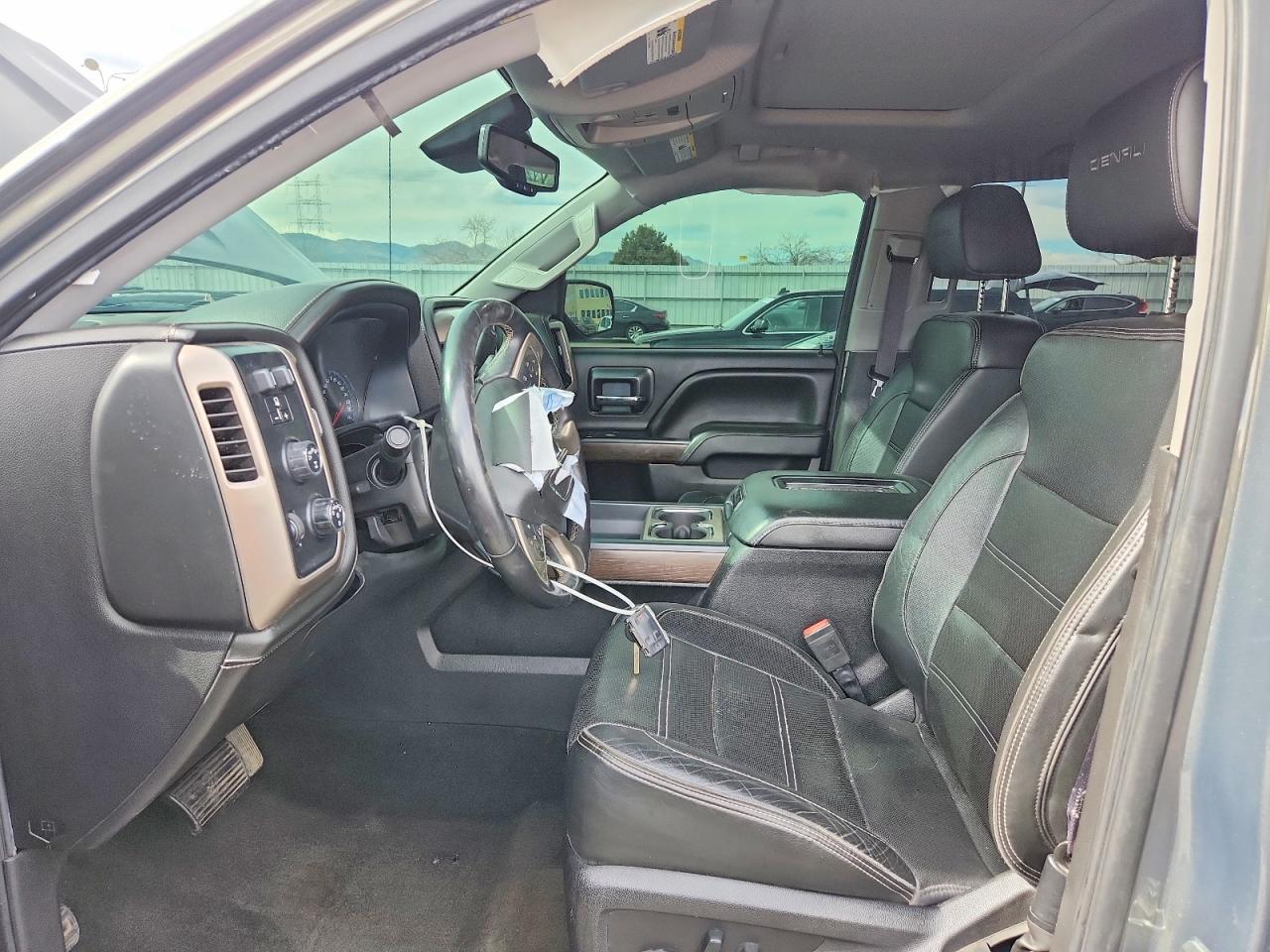 2017 GMC SIERRA K1500 DENALI photo 13