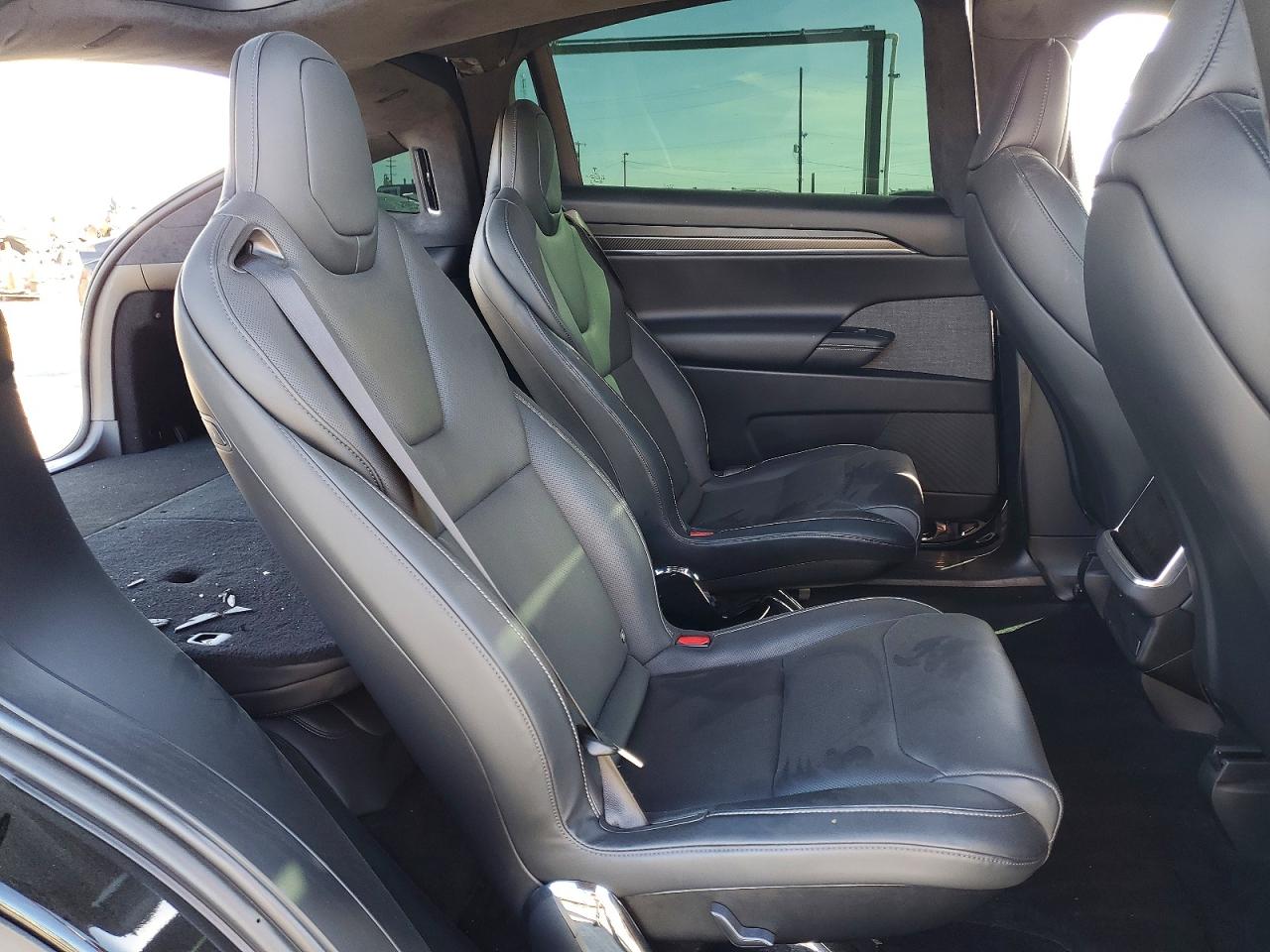 2024 TESLA MODEL X photo 28