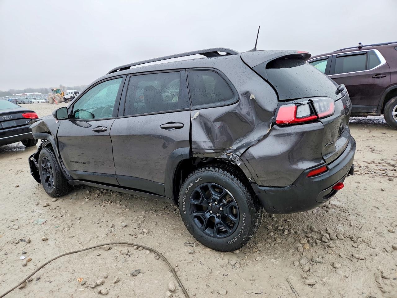 2022 JEEP CHEROKEE TRAILHAWK photo 4