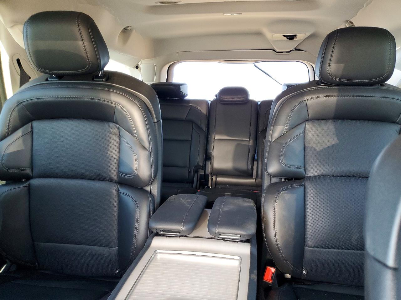 2025 LINCOLN NAVIGATOR L RESERVE photo 10