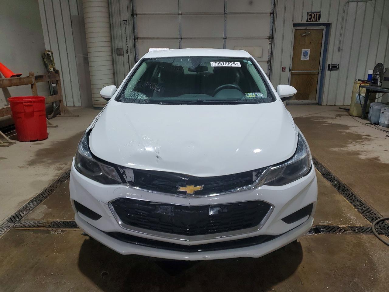2017 CHEVROLET CRUZE LT photo 5