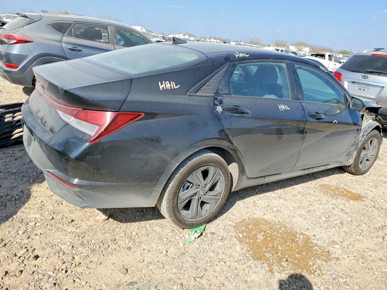 2023 HYUNDAI ELANTRA SEL photo 3