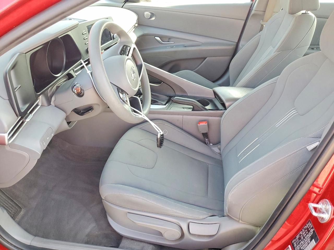2022 HYUNDAI ELANTRA SEL photo 19