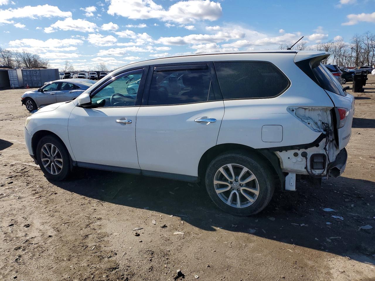 2013 NISSAN PATHFINDER S photo 3