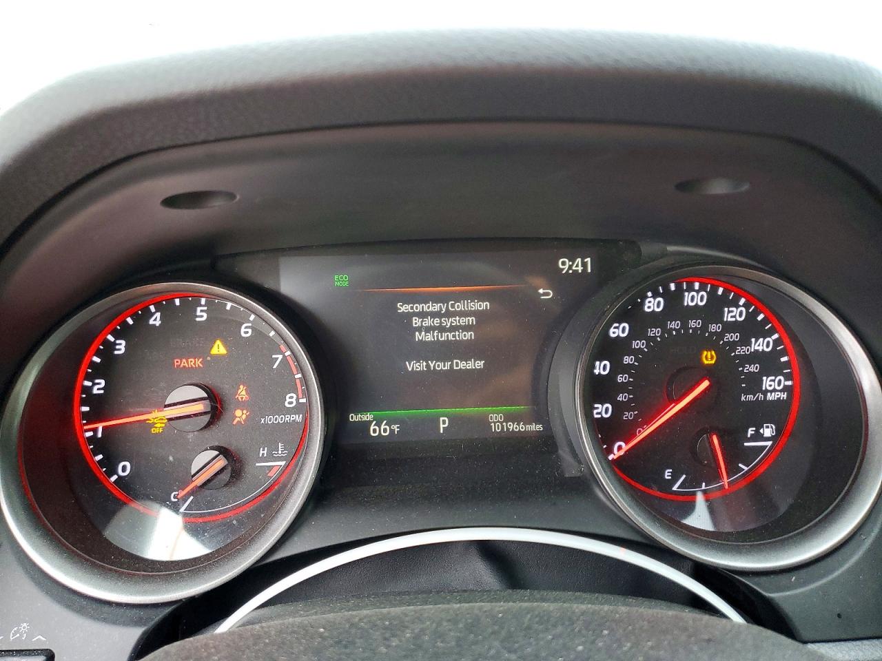2022 TOYOTA CAMRY XSE photo 9