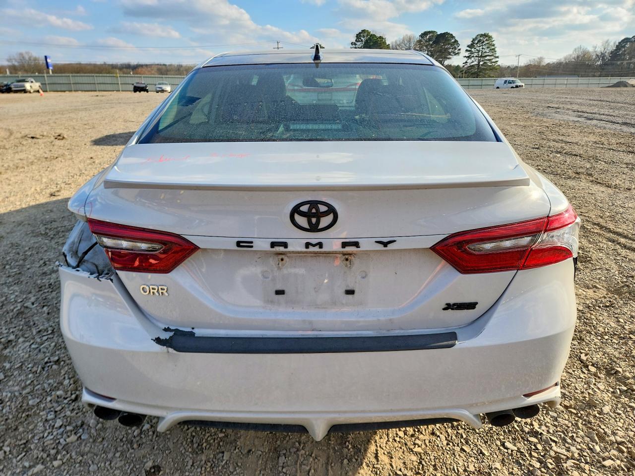 2022 TOYOTA CAMRY XSE photo 6