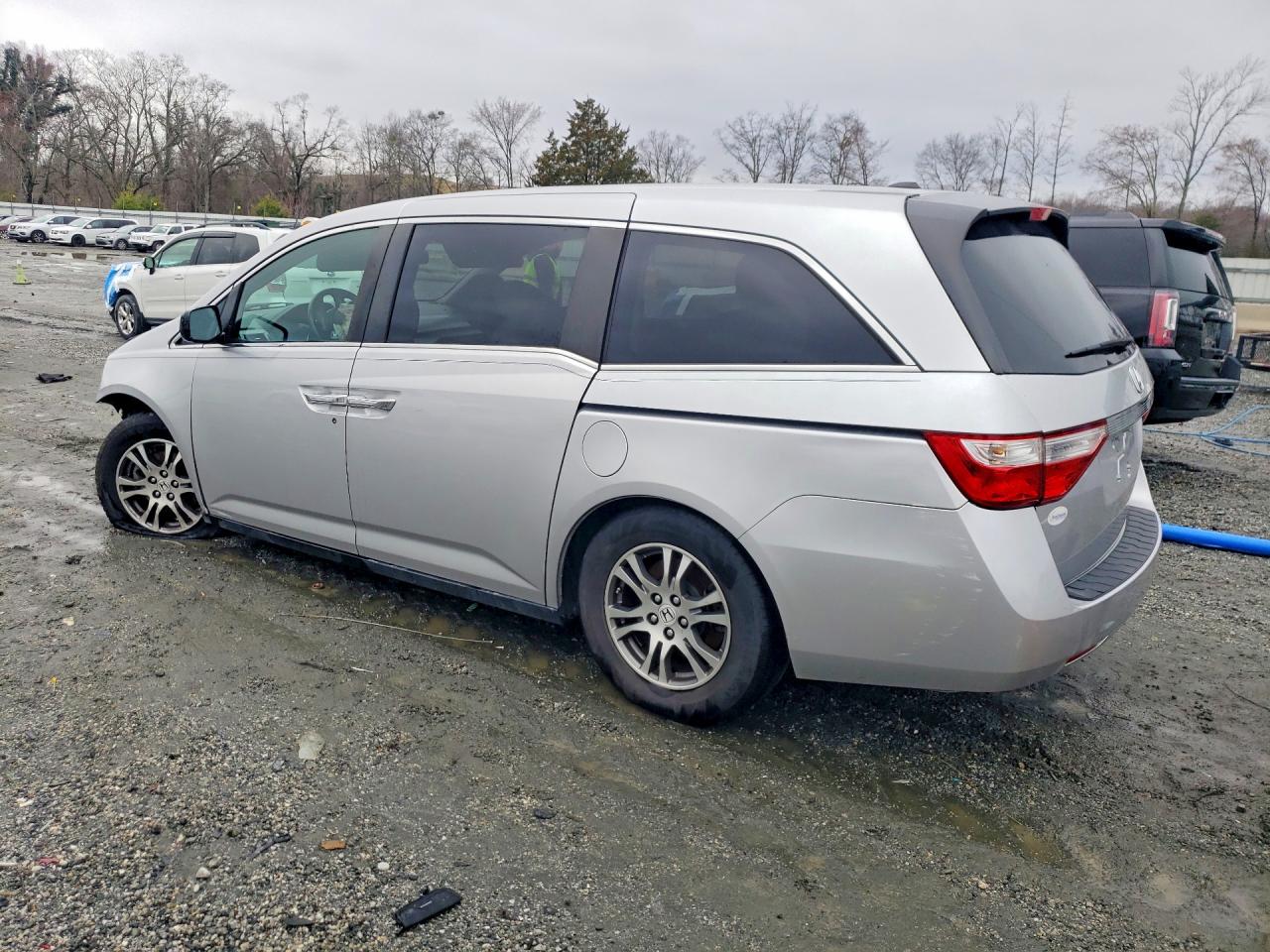 2012 HONDA ODYSSEY EXL photo 4