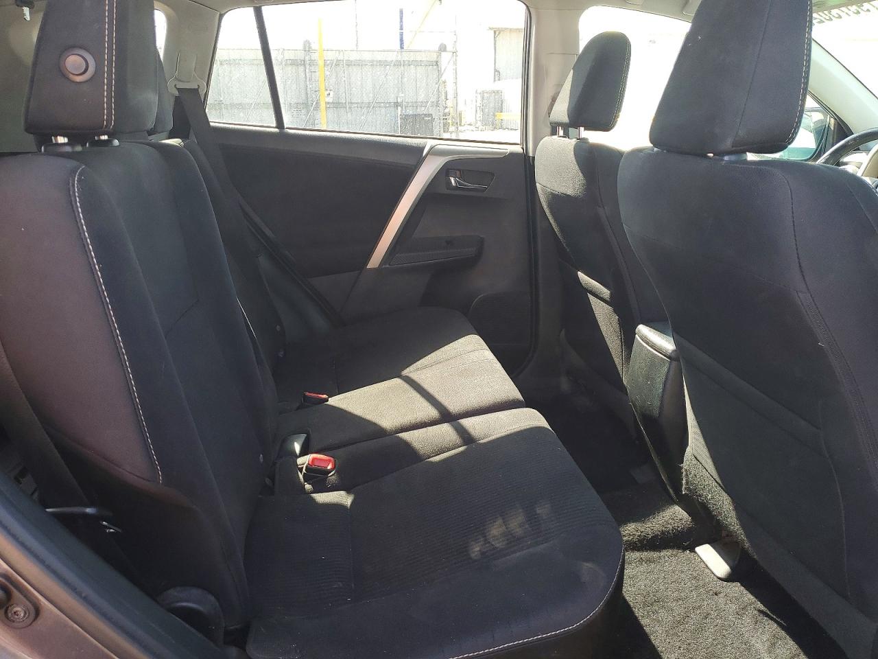2014 TOYOTA RAV4 XLE photo 31