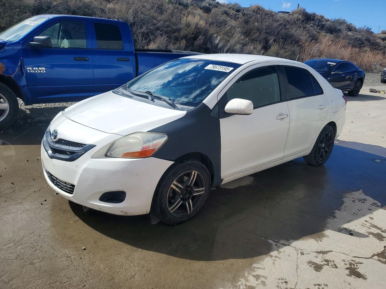 2009 TOYOTA YARIS