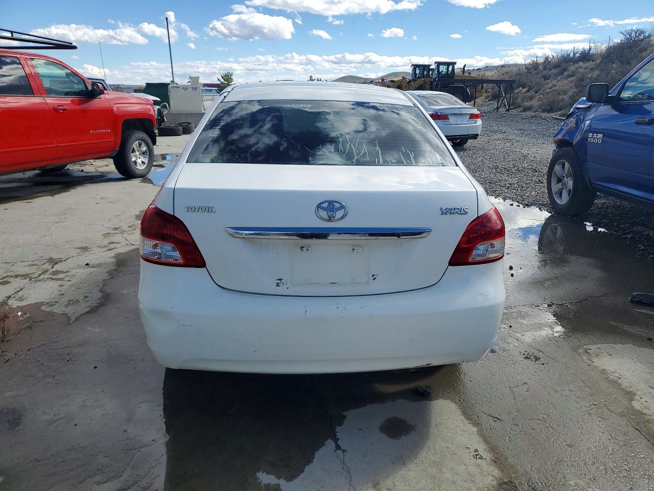 2009 TOYOTA YARIS BASE photo 6