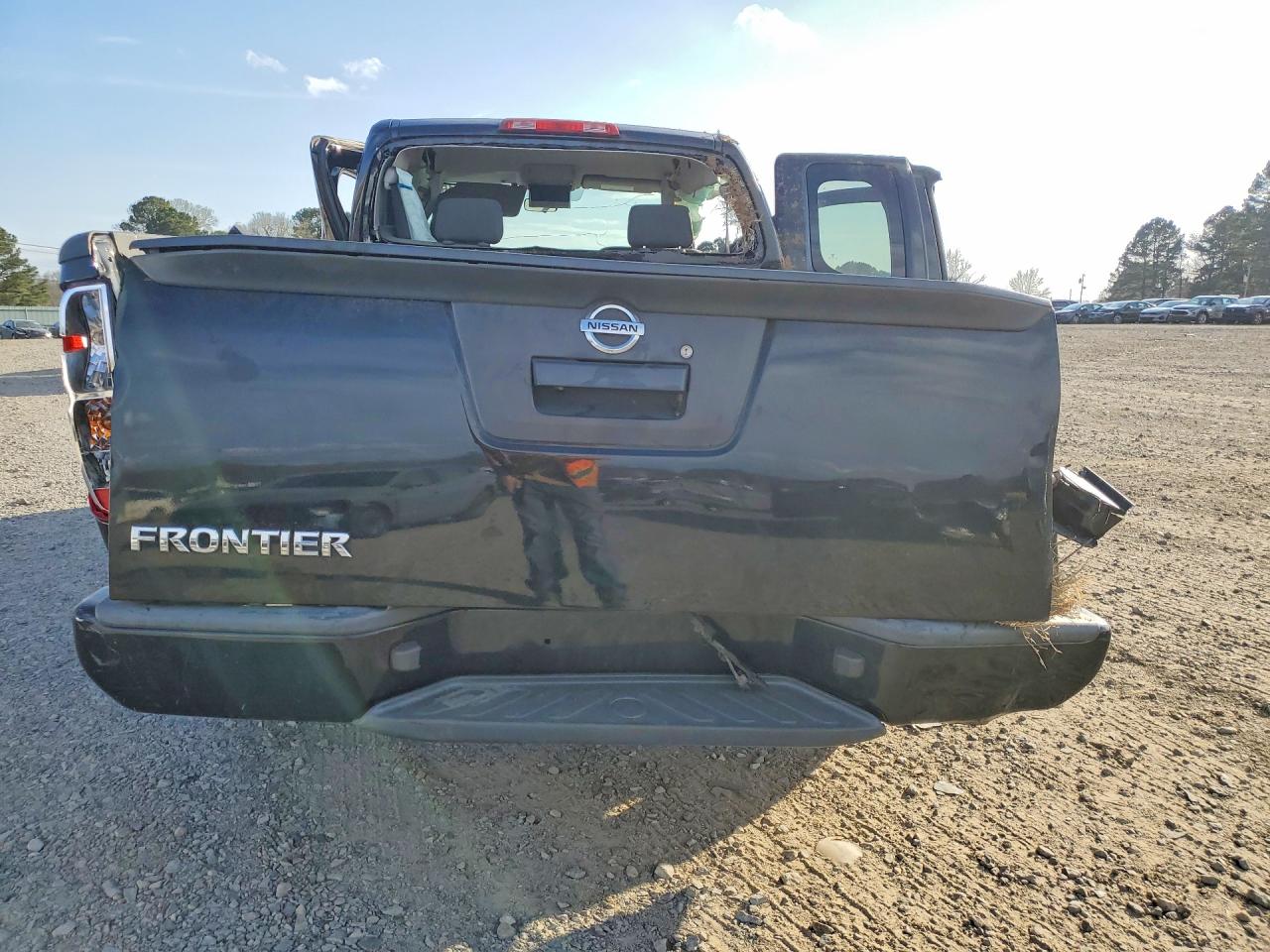 2019 NISSAN FRONTIER S photo 16