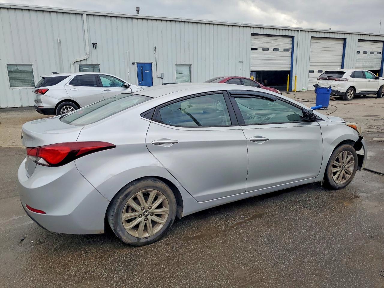 2014 HYUNDAI ELANTRA SE photo 5