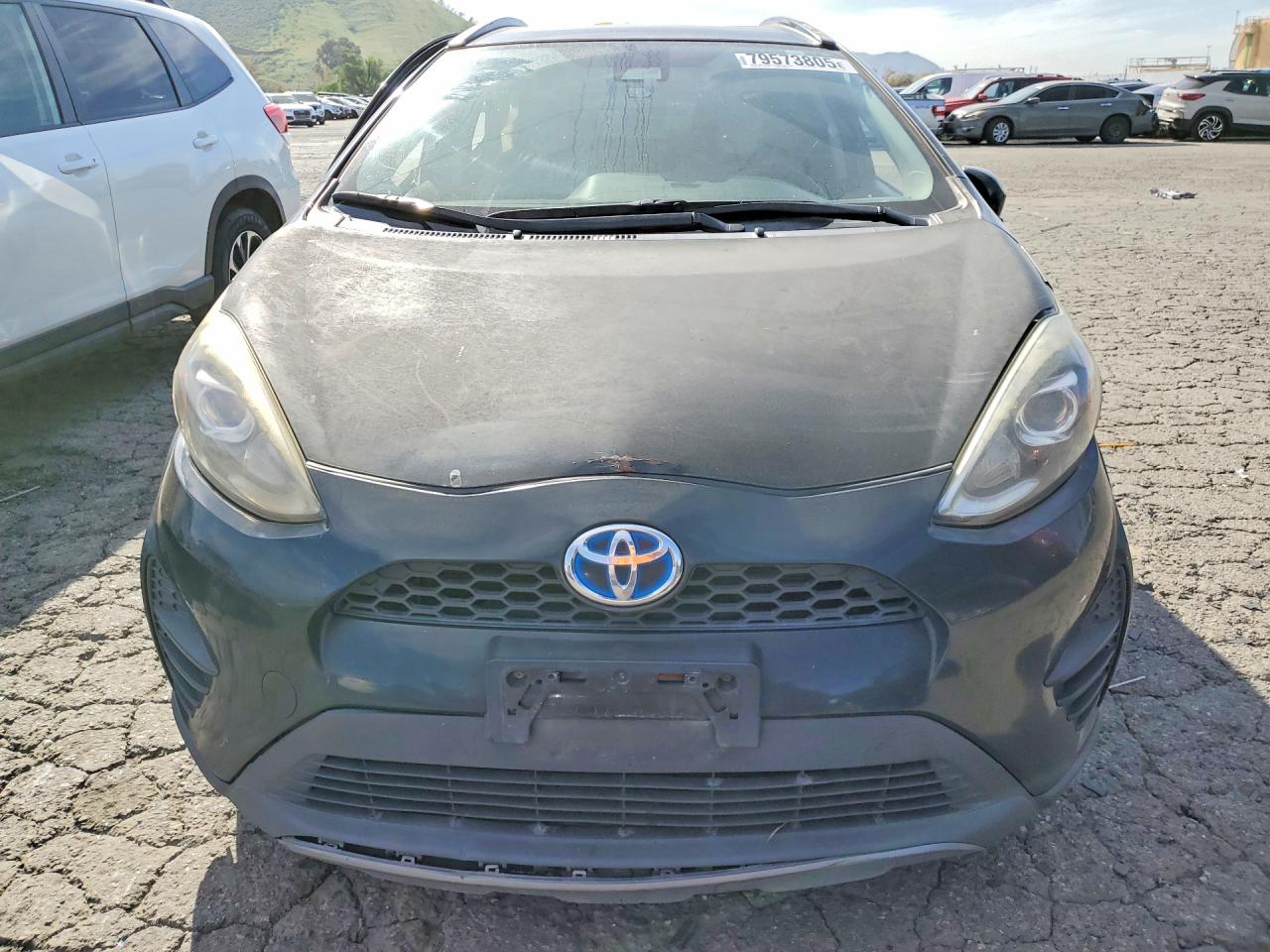 2018 TOYOTA PRIUS photo 5