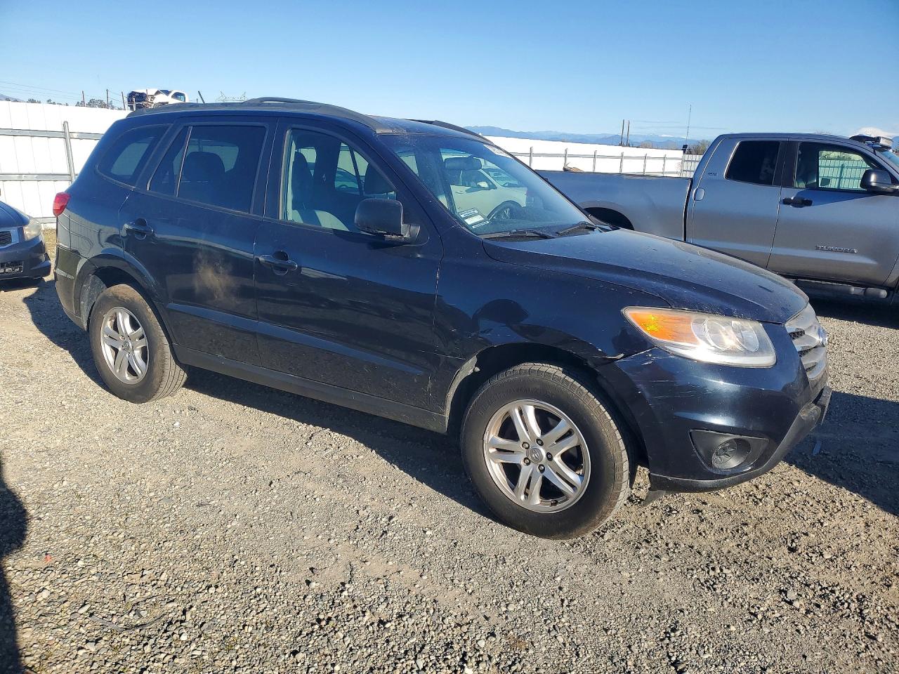 2012 HYUNDAI SANTA FE GLS photo 4