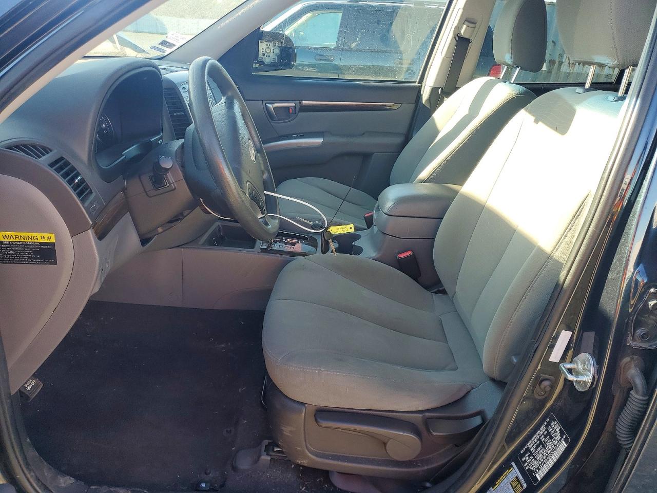 2012 HYUNDAI SANTA FE GLS photo 7