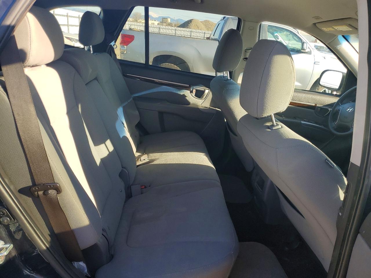 2012 HYUNDAI SANTA FE GLS photo 10