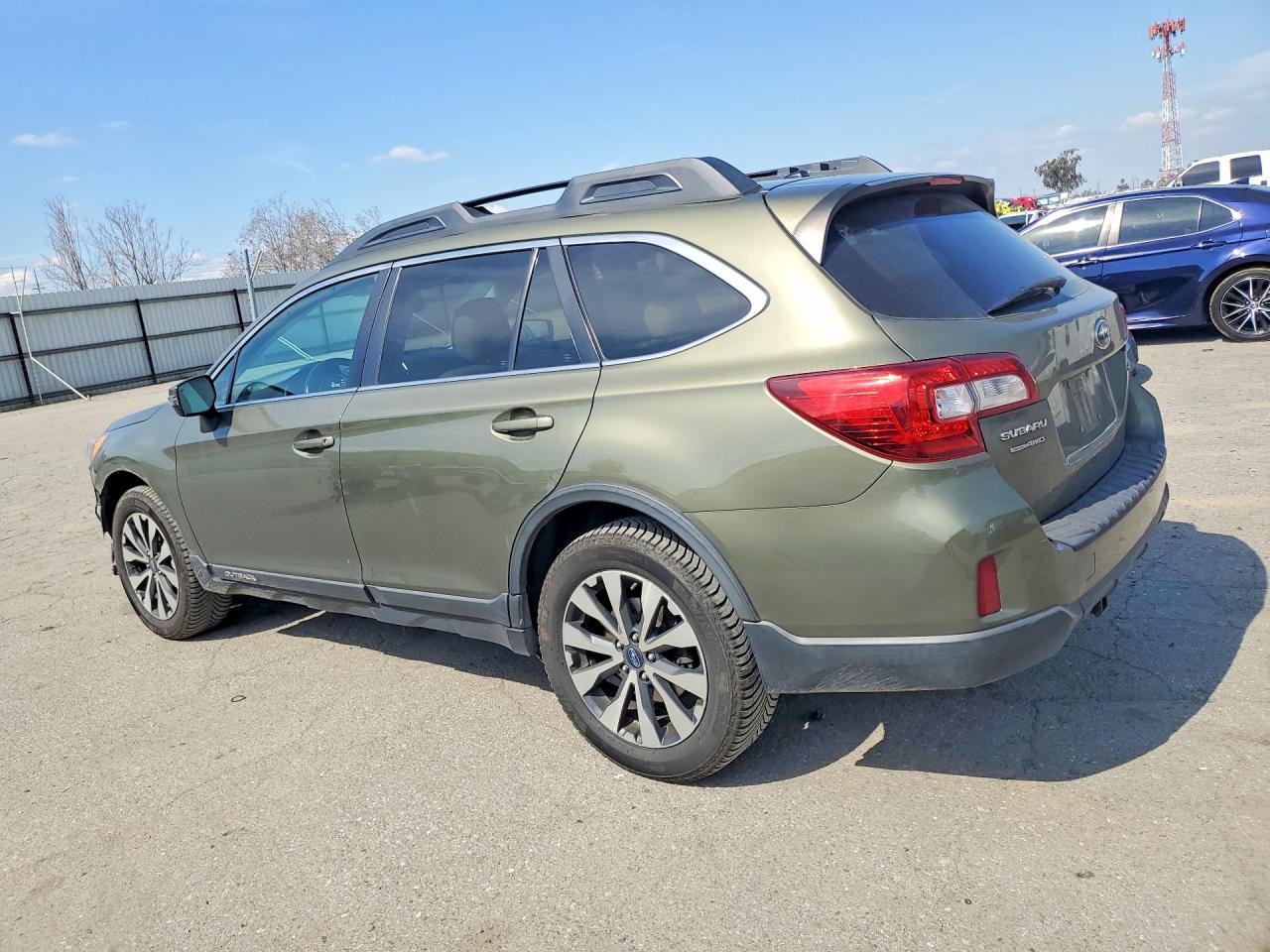 2015 SUBARU OUTBACK 2.5I LIMITED photo 4