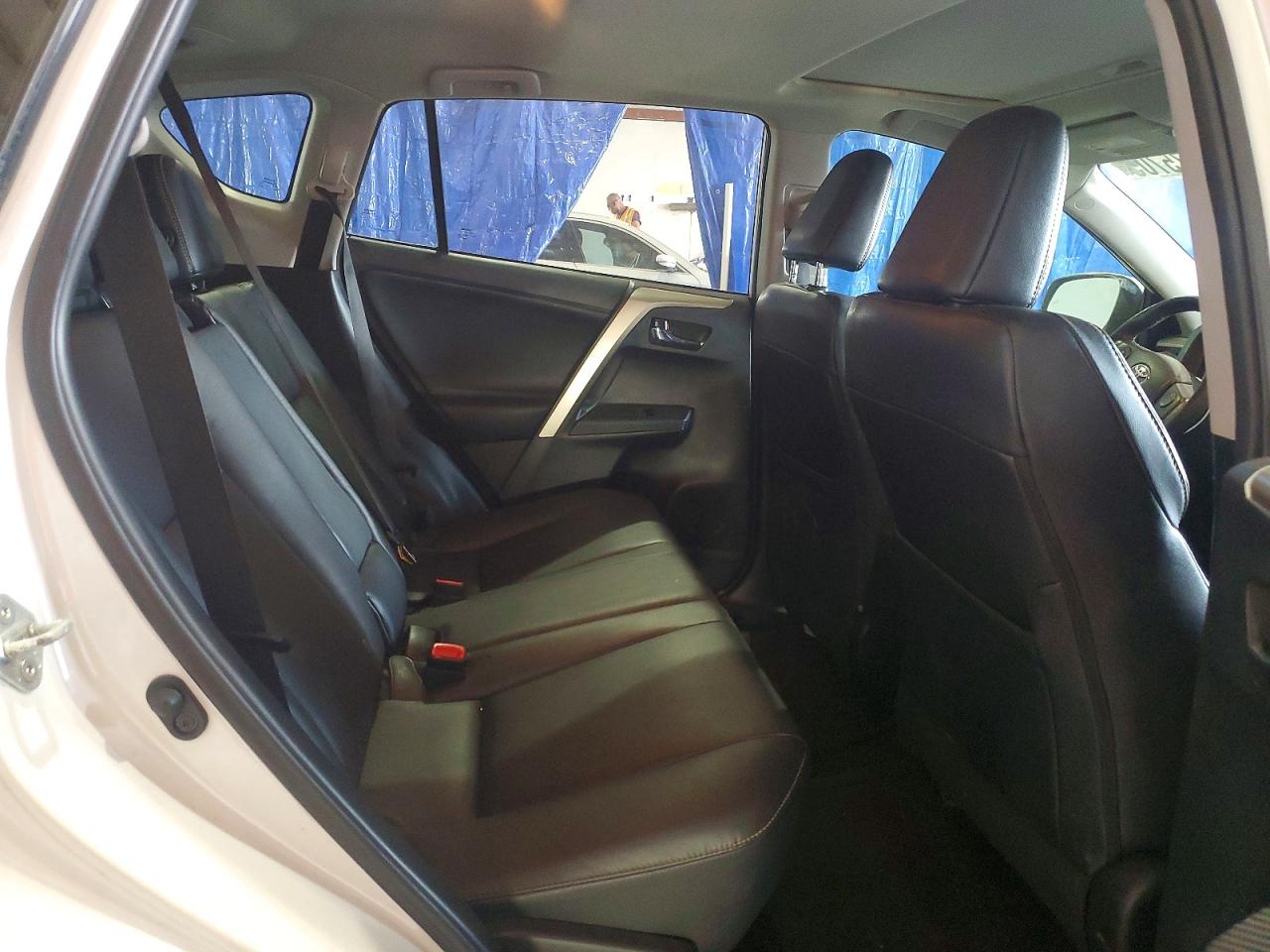 2015 TOYOTA RAV4 LIMITED photo 21