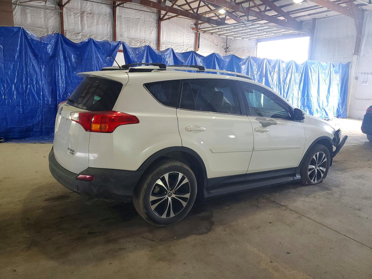2015 TOYOTA RAV4 LIMITED photo 5