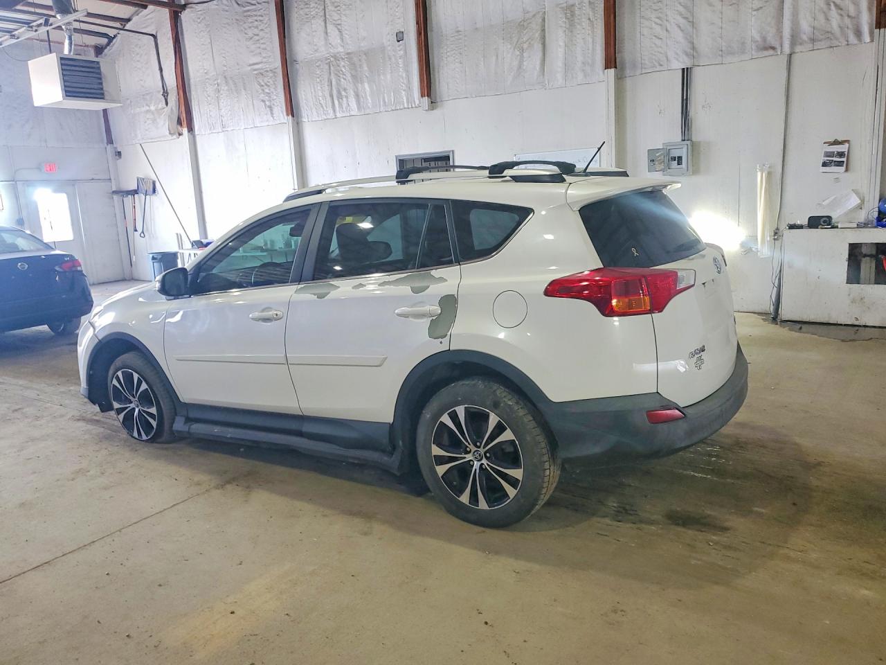 2015 TOYOTA RAV4 LIMITED photo 3