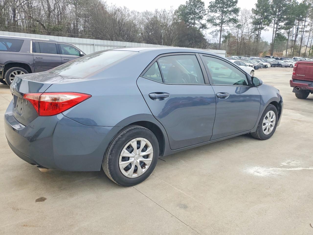2019 TOYOTA COROLLA photo 5