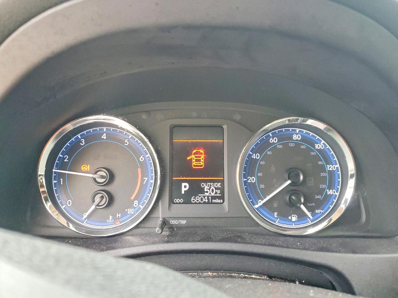 2019 TOYOTA COROLLA photo 17
