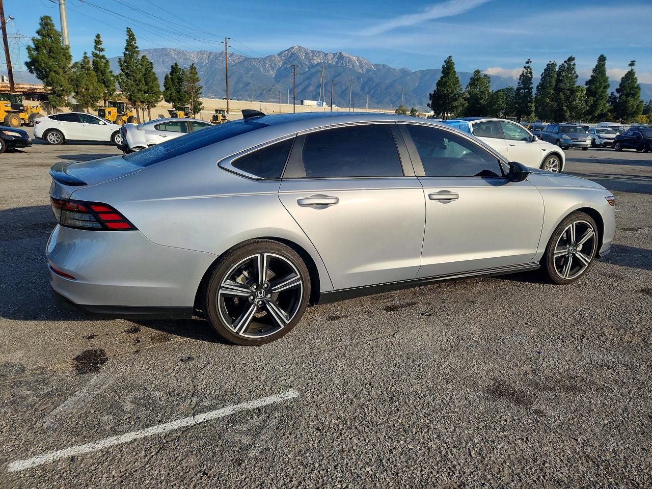 2025 HONDA ACCORD HYBRID SPORT photo 3