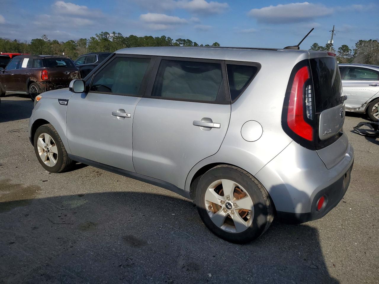 2017 KIA SOUL BASE photo 4