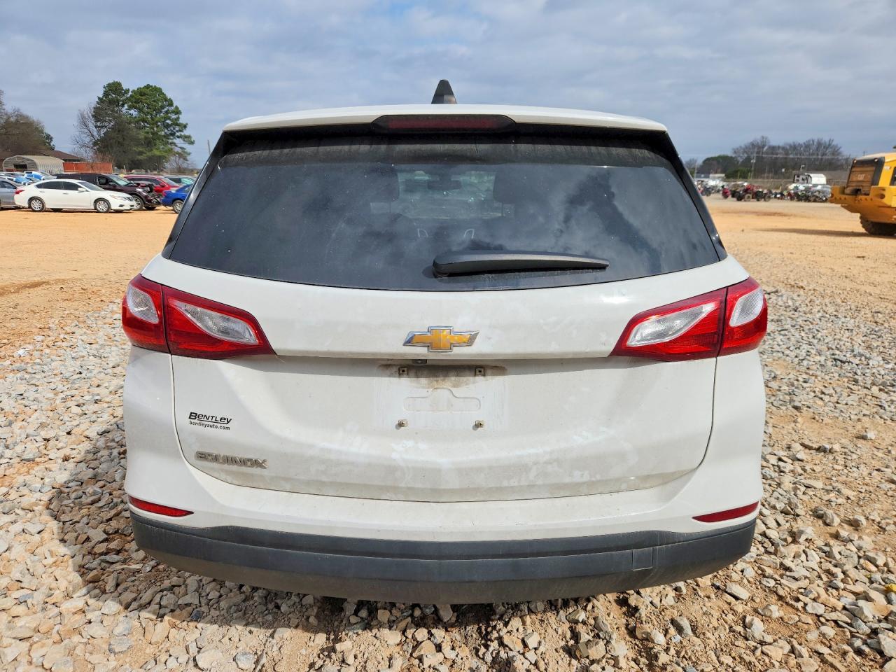 2019 CHEVROLET EQUINOX LS photo 11