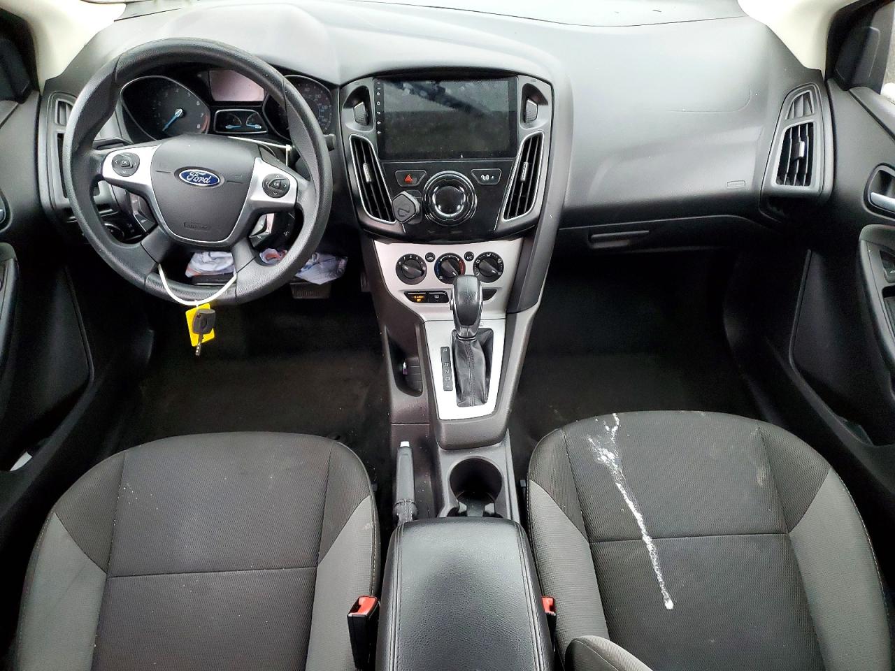 2013 FORD FOCUS SE photo 8