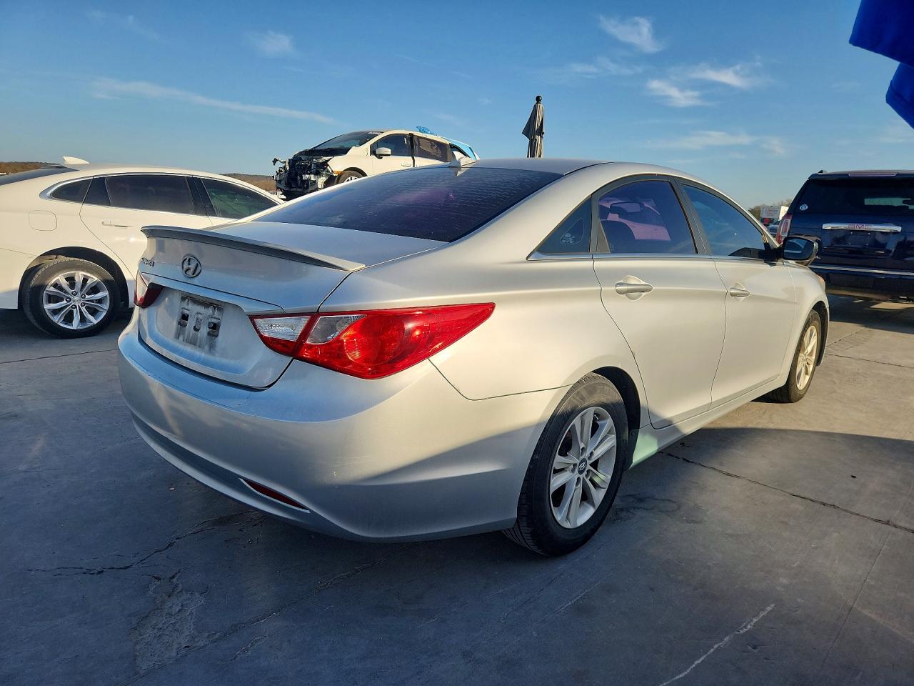 2013 HYUNDAI SONATA GLS photo 5