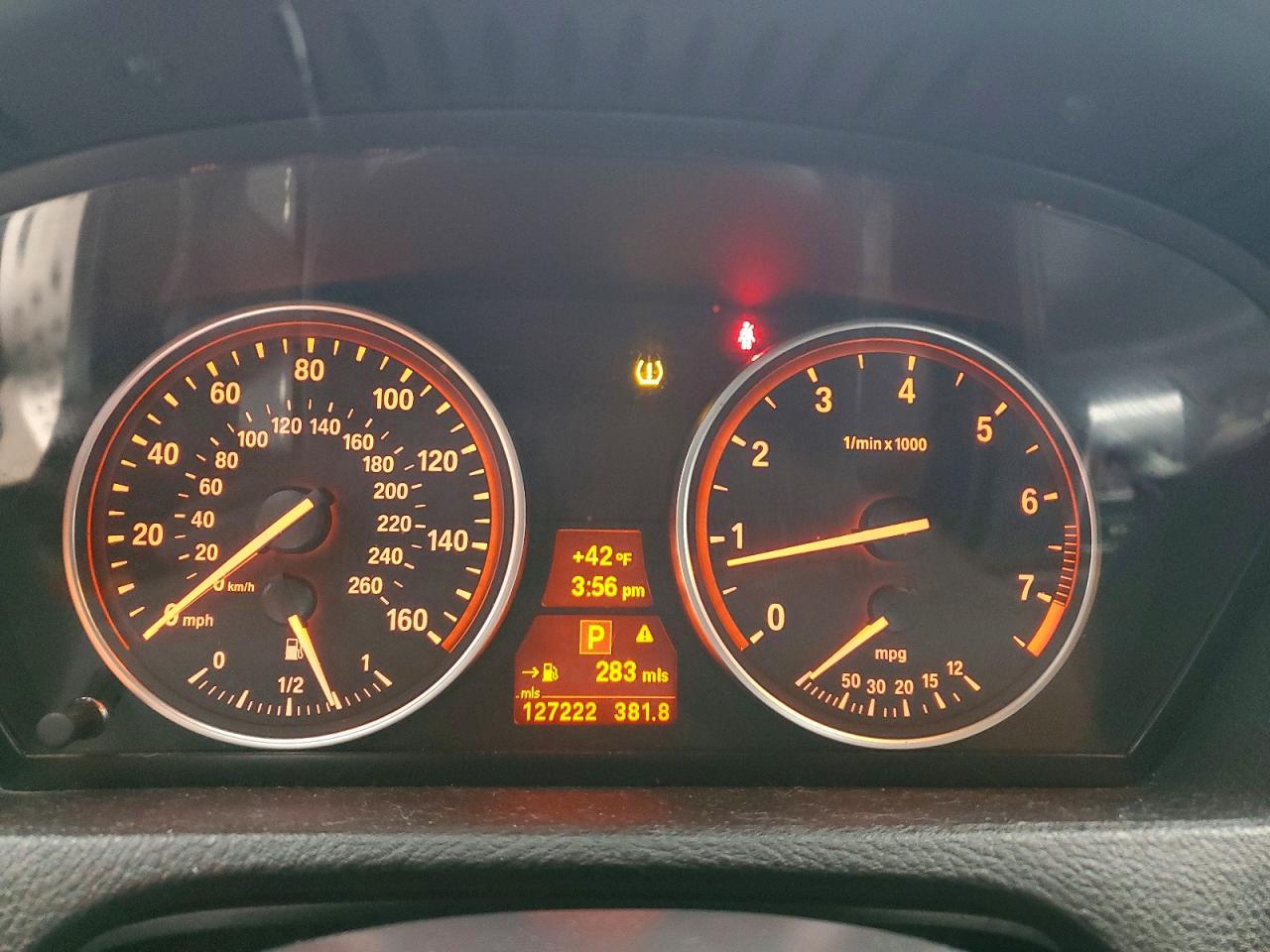2012 BMW X5 XDRIVE50I photo 9