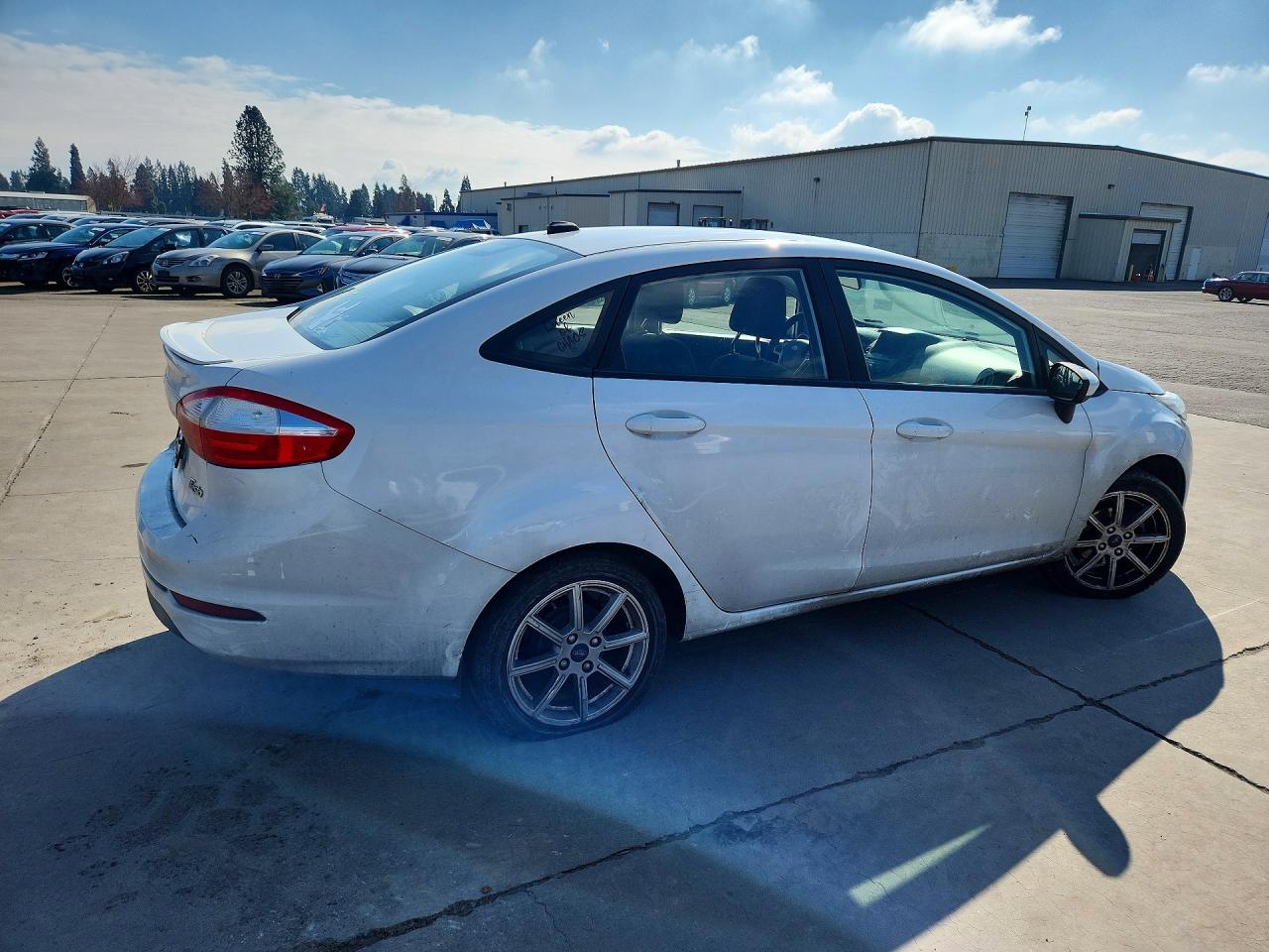 2019 FORD FIESTA SE photo 5