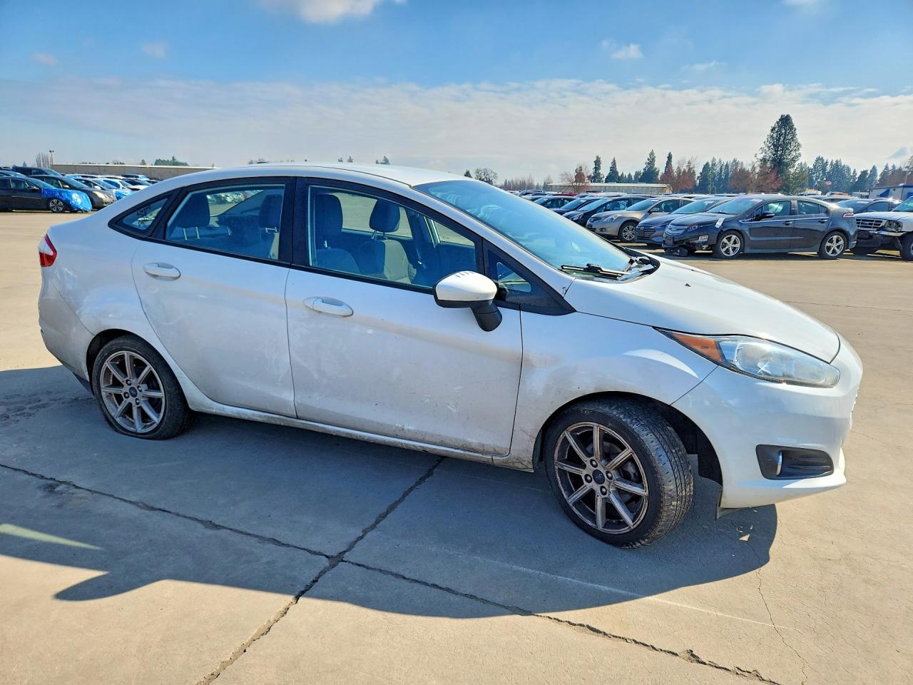 2019 FORD FIESTA SE photo 7