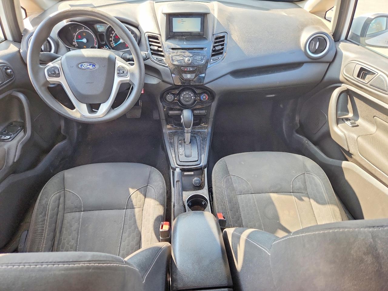 2019 FORD FIESTA SE photo 15