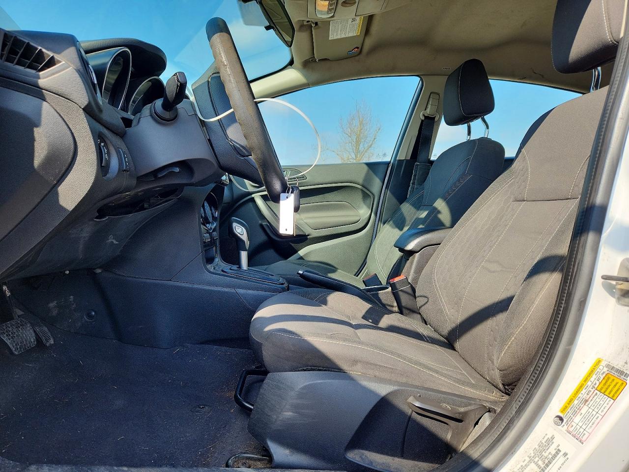 2019 FORD FIESTA SE photo 13