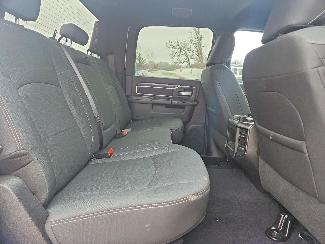 2025 RAM 2500 BIG HORN photo 19