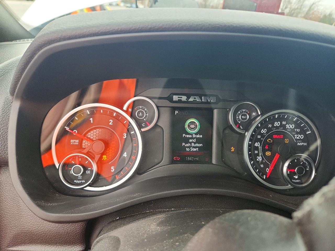 2025 RAM 2500 BIG HORN photo 17