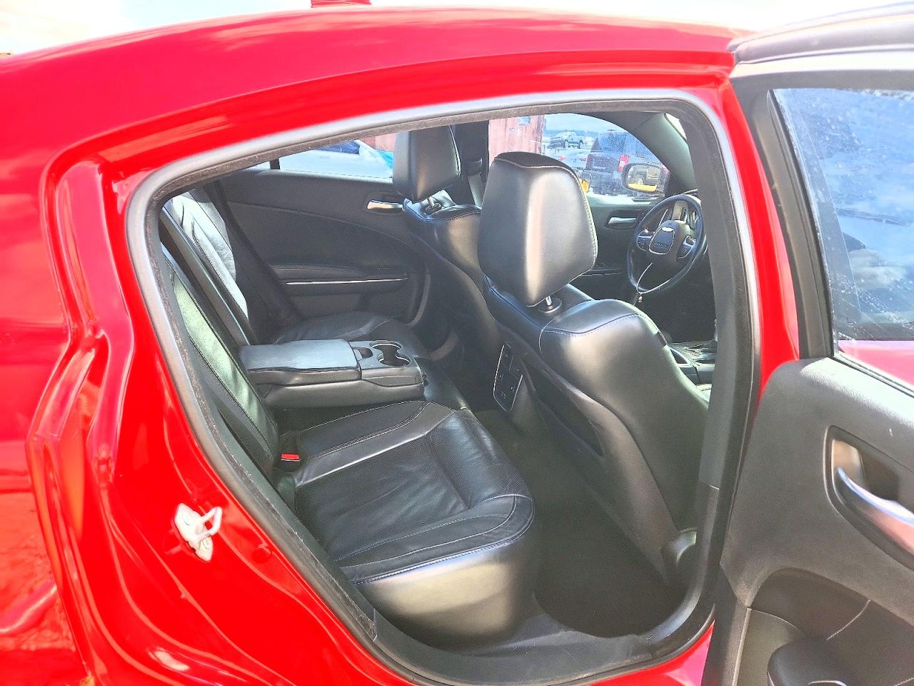 2015 DODGE CHARGER SXT photo 19