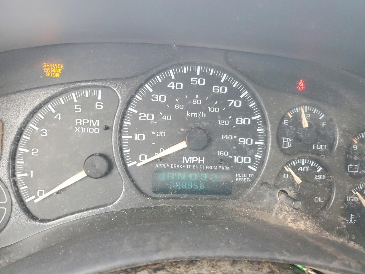 2001 CHEVROLET TAHOE C1500 photo 9