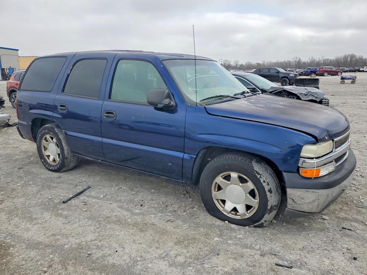 2001 CHEVROLET TAHOE C1500 photo 4