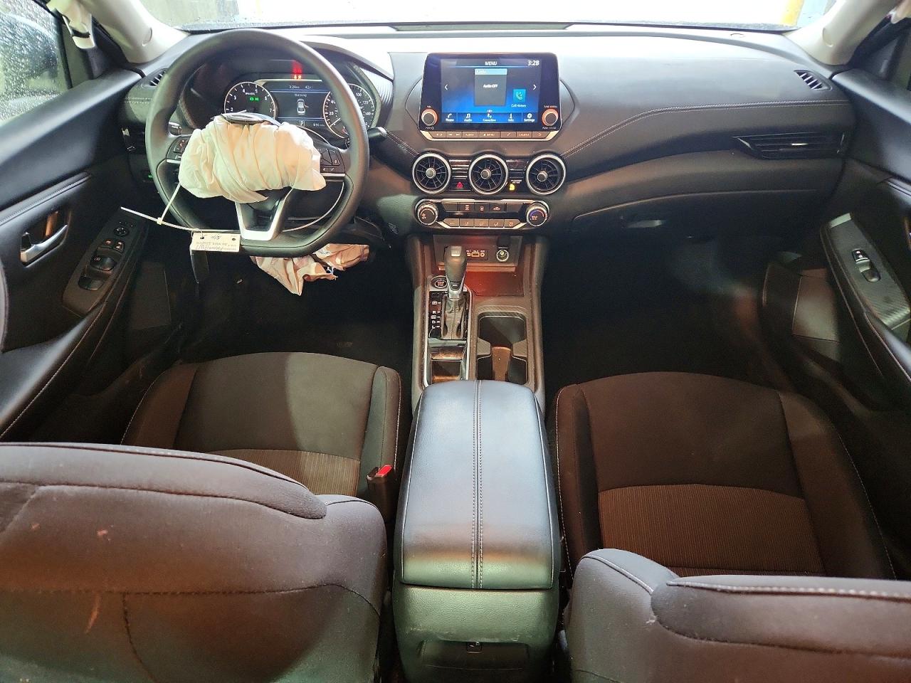 2024 NISSAN SENTRA SV photo 8