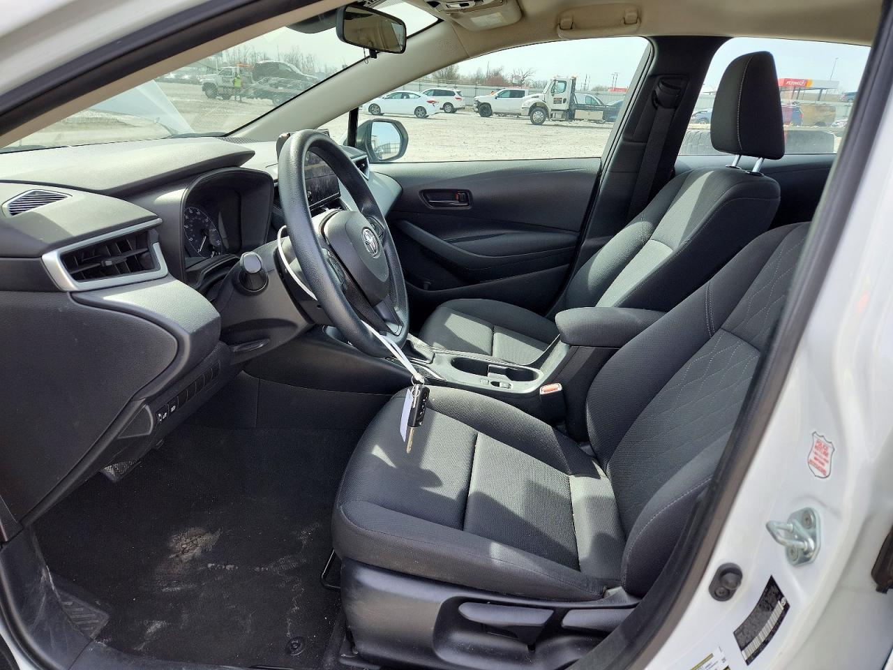 2024 TOYOTA COROLLA LE photo 7