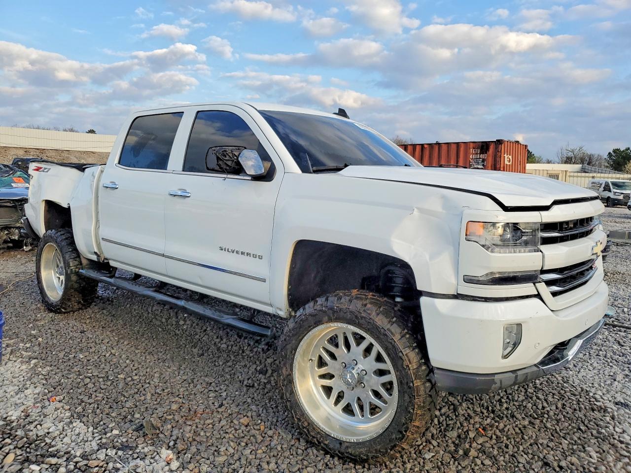 2018 CHEVROLET SILVERADO K1500 LTZ photo 4